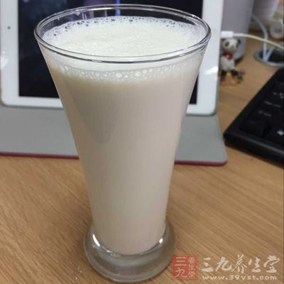 專門供人們在早餐時飲用的牛奶叫做早餐妞