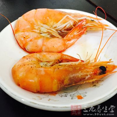 海鮮中含有豐富的蛋白質及鈣、鋅、硒等成分