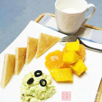 早餐吃的太過於及時，對我們的身體健康沒有好處