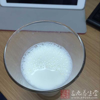 牛奶加糖不可加熱