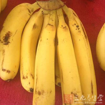感冒時絕對不能吃香蕉的說法過於絕對化了