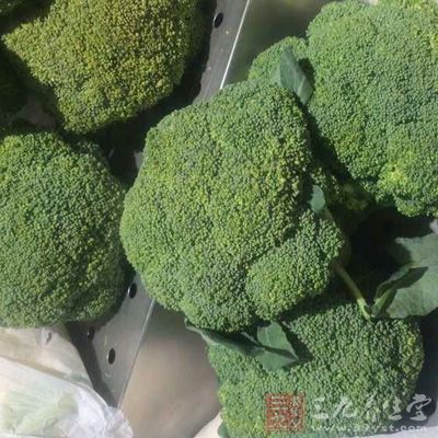 癌症研究中心公布的抗癌蔬菜排行榜上,西蘭花名列前茅 癌症研究中心公布的抗癌蔬菜排行榜上,西蘭花名列前茅