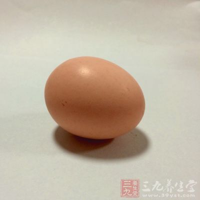會吃雞蛋，還有牛奶，油炸食品等