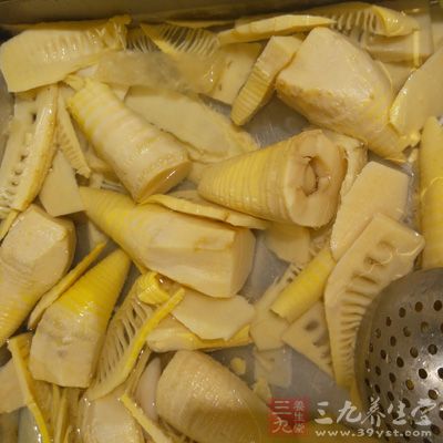 竹筍約150克 竹筍約150克