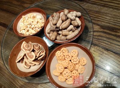 我們的生活中，被各種各樣的美食所包圍著