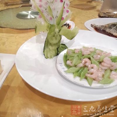 即使是吃飯也應以清淡為主 即使是吃飯也應以清淡為主
