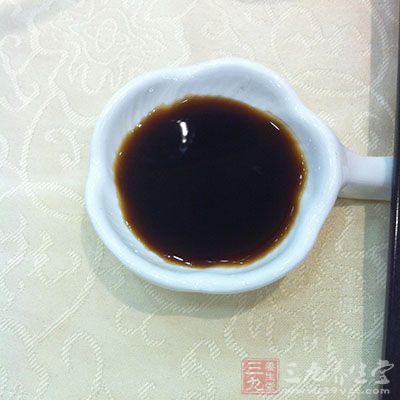 吃海鮮與醋搭配有殺菌效果
