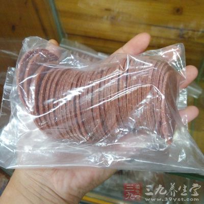 山楂片、果丹皮含有大量糖分
