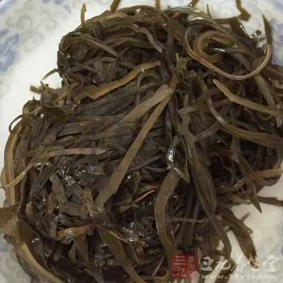海帶與清熱解毒的綠豆成湯,有利水、清熱解毒的作用 海帶與清熱解毒的綠豆成湯,有利水、清熱解毒的作用