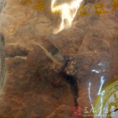 想要保證何首烏的價值最大化,最好不要將何首烏進行爆炒 想要保證何首烏的價值最大化,最好不要將何首烏進行爆炒