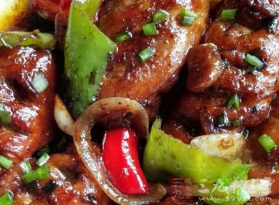 避免多吃油膩、油炸、辛辣食物 避免多吃油膩、油炸、辛辣食物