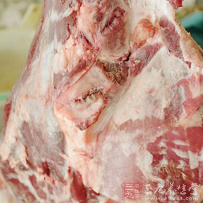 杏鮑菇100克,豬肉片100克,青紅椒木耳少許,鹽、雞精、蔥、姜適量 杏鮑菇100克,豬肉片100克,青紅椒木耳少許,鹽、雞精、蔥、姜適量