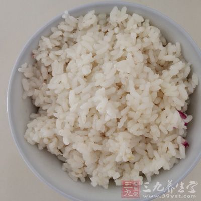 最不能發現的就是菜不新鮮、隔夜飯等 最不能發現的就是菜不新鮮、隔夜飯等