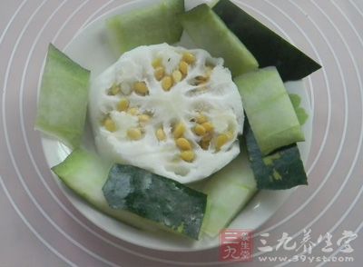 冬瓜皮具有消暑、健脾、利濕的功效