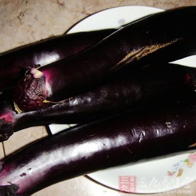 茄子是心血管病人的食療佳品