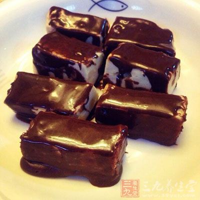 脂肪肝患者不能吃含糖量較高的食物 脂肪肝患者不能吃含糖量較高的食物