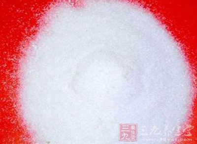 誤將亞硝酸鹽當作食鹽服用