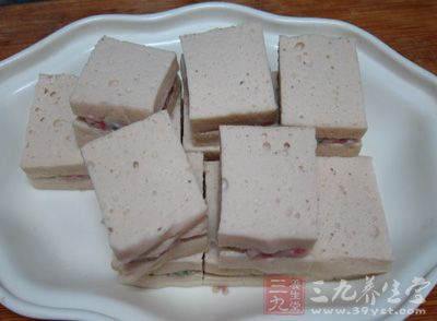 豆腐本身是沒有問題的，白豆腐絕對沒有問題