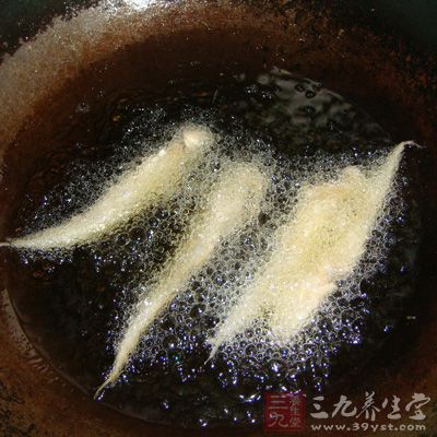 油炸食品、方便面、酥皮面包 油炸食品、方便面、酥皮面包