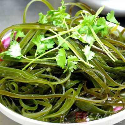 海帶含有豐富的鈣,可防治人體缺鈣 海帶含有豐富的鈣,可防治人體缺鈣