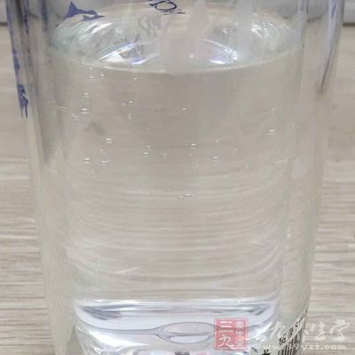 還要養成多飲水的習慣