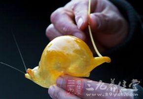 長期大量吃糖會導致記憶力下降等問題