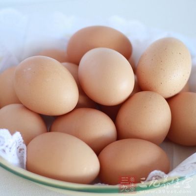 大腦活動功能，記憶力強弱與大腦中乙酰膽鹼含量密切相關