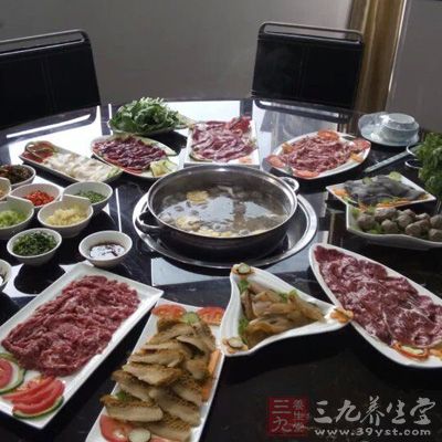 在秋季之中人們的食欲大開