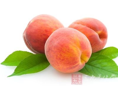 吃桃子對促進身體健康具有很大的幫助