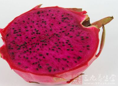 火龍果又稱紅龍果,是一種營養豐富、功能獨特 火龍果又稱紅龍果,是一種營養豐富、功能獨特