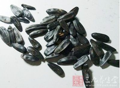 綠茶瓜子多為色素染成 綠茶瓜子多為色素染成