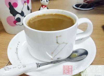 咖啡,以及所有辛辣、燥熱、油炸、油膩、黏滯難消化、堅硬粗糙的食物皆不宜食 咖啡,以及所有辛辣、燥熱、油炸、油膩、黏滯難消化、堅硬粗糙的食物皆不宜食