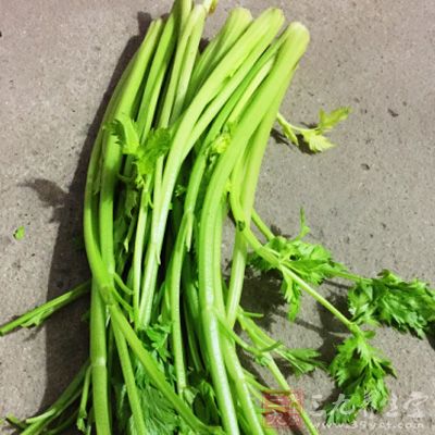 龍眼益心脾、補氣血、安精神,是名貴的補品 龍眼益心脾、補氣血、安精神,是名貴的補品