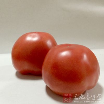 但是西紅柿只適合作為配菜食用，根本不能代替主食
