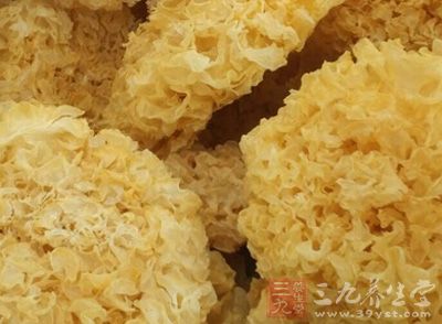 燕窩美容不如吃銀耳