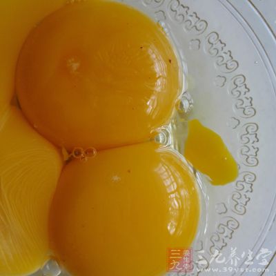 蛋黃營養非常豐富