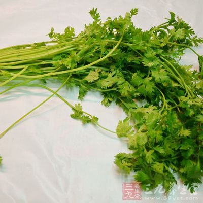 一旦香菜的刺激性對其產生了作用