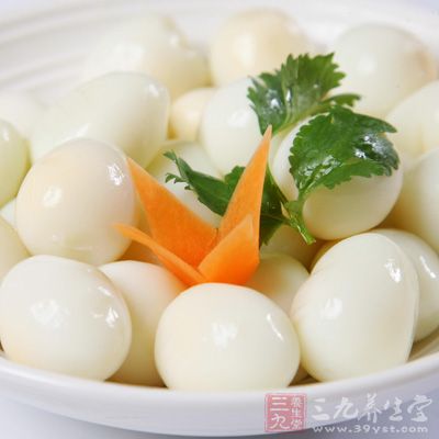 雞蛋中含有較多的維生素B2 雞蛋中含有較多的維生素B2