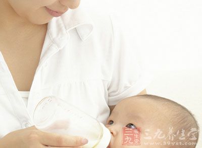 哺乳期保健為指導母乳喂養與哺乳期衛生