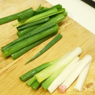 經期內應多吃蔥白