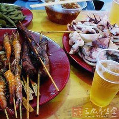 啤酒與海鮮同吃導致痛風