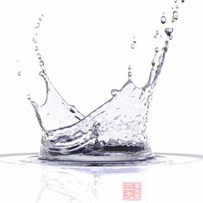 飲品主要包括水