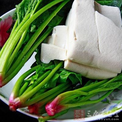 危險搭配4：菠菜與豆腐
