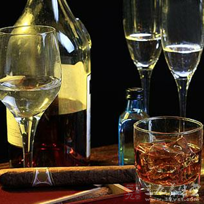 一定要遠離煙酒