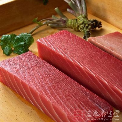 金槍魚、鳗魚等由於含飽和脂肪酸豐富