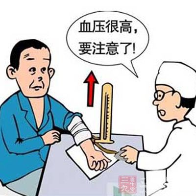 患有高血壓的老年人一定要管好自己的嘴