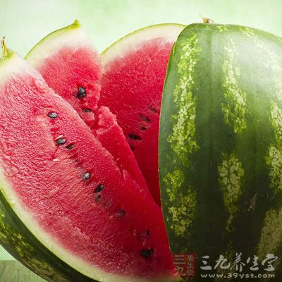 晚上九點以後也不宜吃西瓜 晚上九點以後也不宜吃西瓜