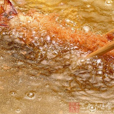忌食油炸、煙熏、烘烤、腌臘食物