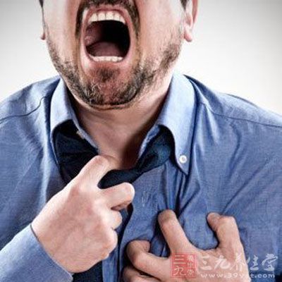 患者都必須忍受胸痛