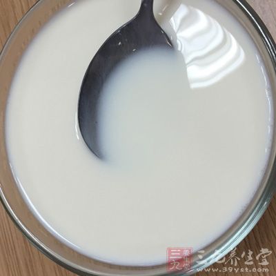 生豆漿中含有皂素